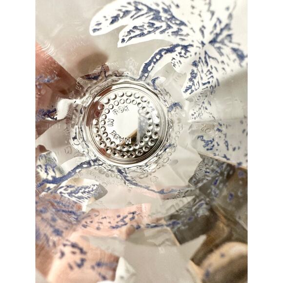 Vintage Set of Three, 7oz Frosted and Embossed Blue Palm Tree Tumblers - Picture 8 of 8